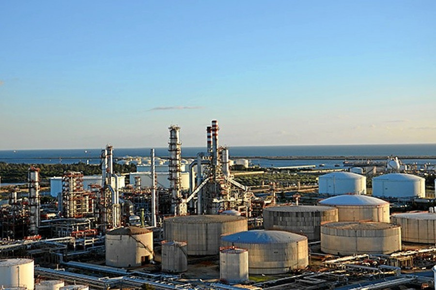 Cepsa erefineria la rabida 22719