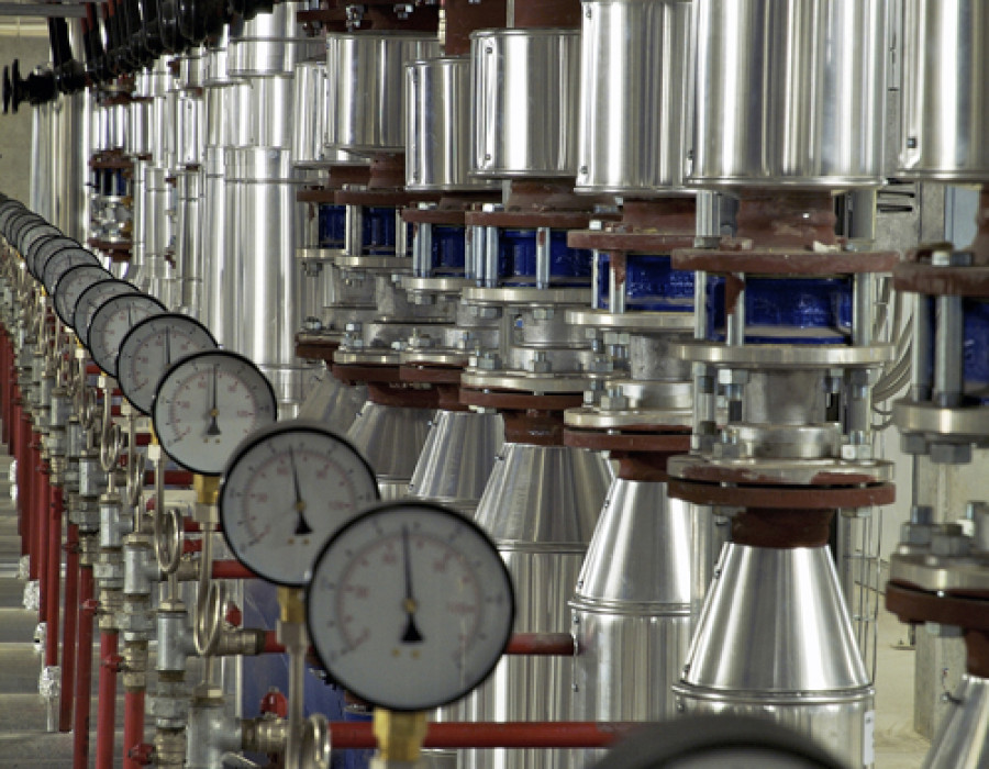 Temperatura industrial 123rf b 2374 12253