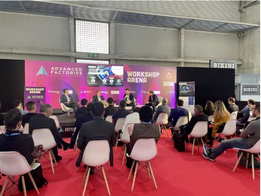 Charla advanced factories